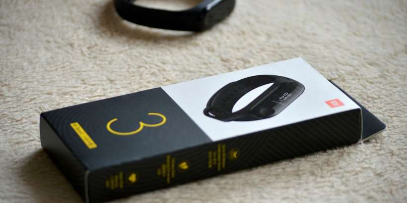 black fitness tracker band